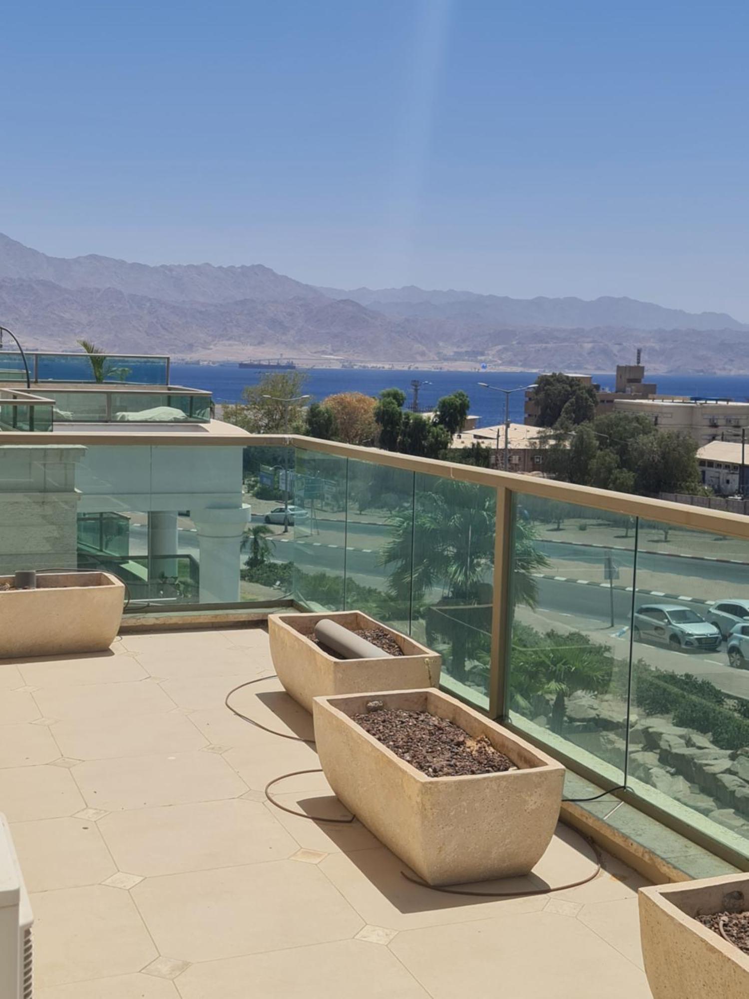 Palmore Top Luxury Penthause With Juccuzi First Line Of The Seaside Appartement Eilat Buitenkant foto
