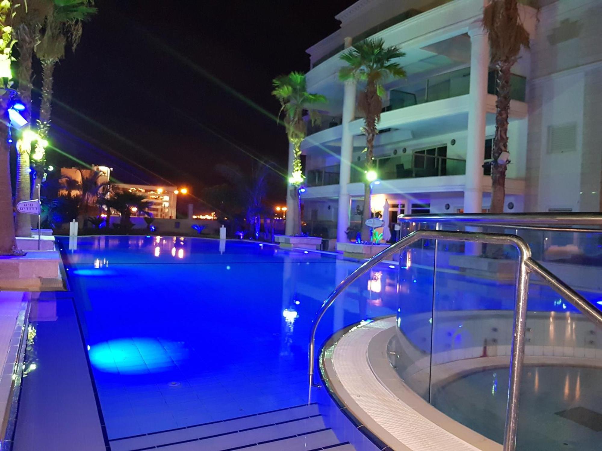 Palmore Top Luxury Penthause With Juccuzi First Line Of The Seaside Appartement Eilat Buitenkant foto